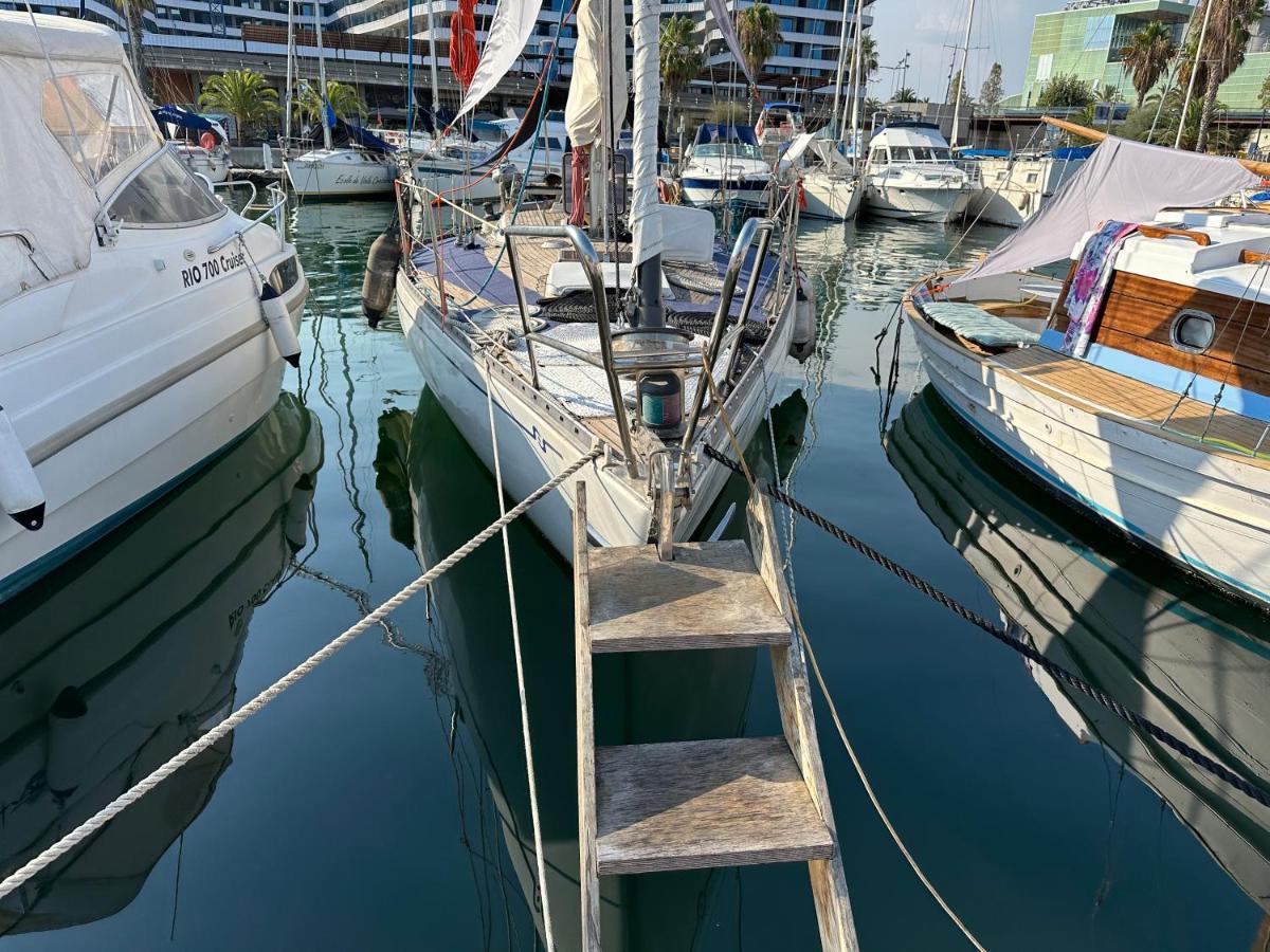 Unique Wooden Sail Yacht + 2 Bikes Included! Hotel Sant Adria de Besos Exterior photo