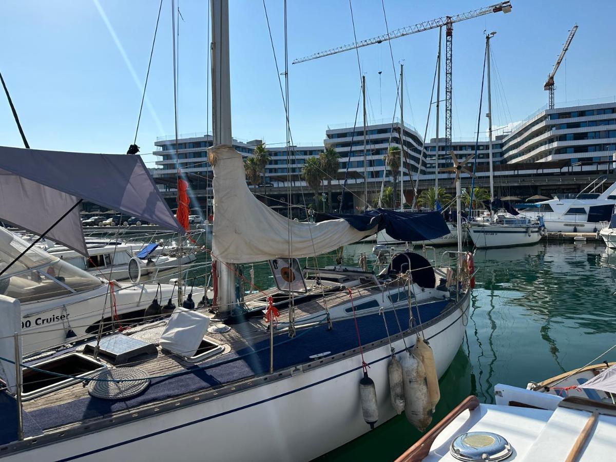 Unique Wooden Sail Yacht + 2 Bikes Included! Hotel Sant Adria de Besos Exterior photo